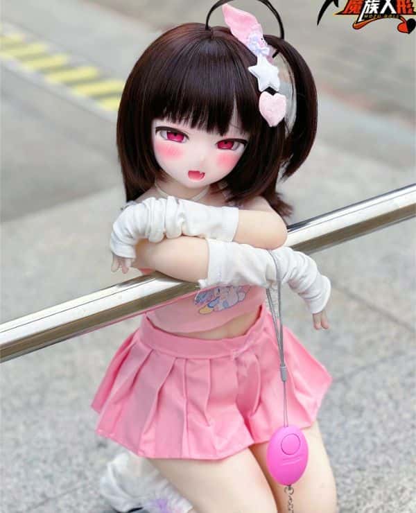 MOZUDOLL 85cm Miya-chan review: A-cup love doll with soft vinyl head and TPE body, skin color, eye color, makeup, and wig costume are just like the promotional photos! A great value for money sex doll/anime doll