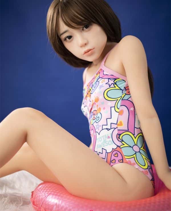 MyLoliWaifu 138cm Yume TPE Love Doll Review: AA Cup, Choice of Head Material and Makeup, Surprisingly Low Price Sex Doll