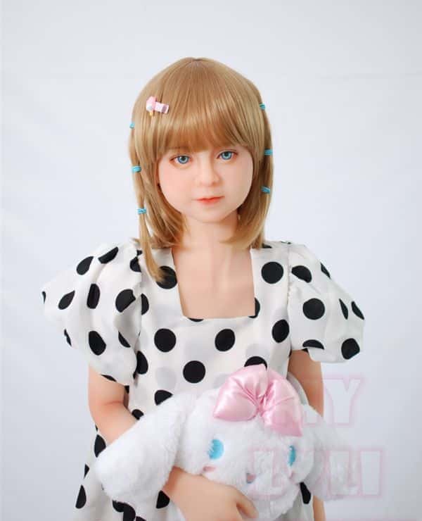 MyLoliWaifu 126cm Julie TPE Love Doll Review: AA Cup, Head Material and Makeup Options, Real Doll Quality and Cost Performance