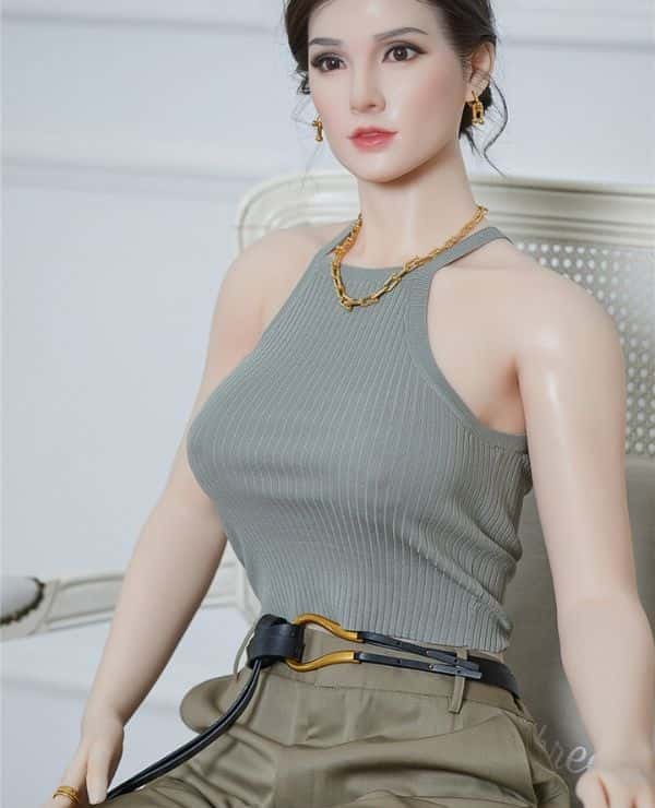 Detailed review of BBDoll 165cm #T Head Full Silicone Love Doll: D cup with realistic blood vessels and human skin pattern, free eyebrow hair transplant service, excellent value for money